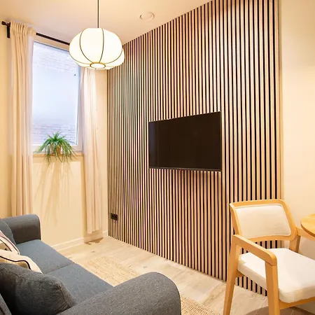 Curated Near Scheveningen Appartement