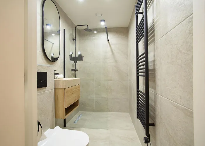 Curated Near Scheveningen Апартаменты *