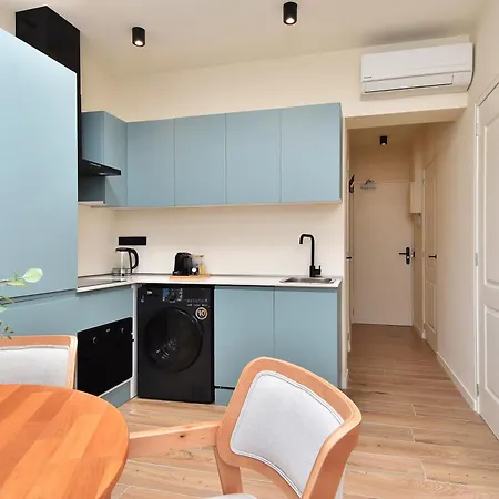 Curated Near Scheveningen Appartement