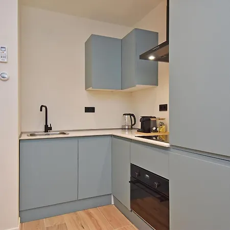 Curated Near Scheveningen Appartement *