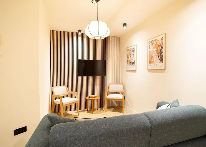 Curated Near Scheveningen * Haia